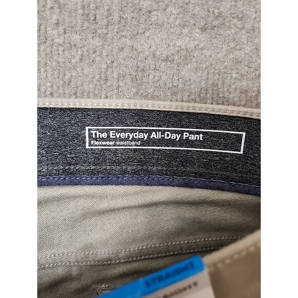 Sonoma Everyday All Day Pants Mens 36x34 Khaki Straight Fit Flexwear Waist NEW - Picture 9 of 11